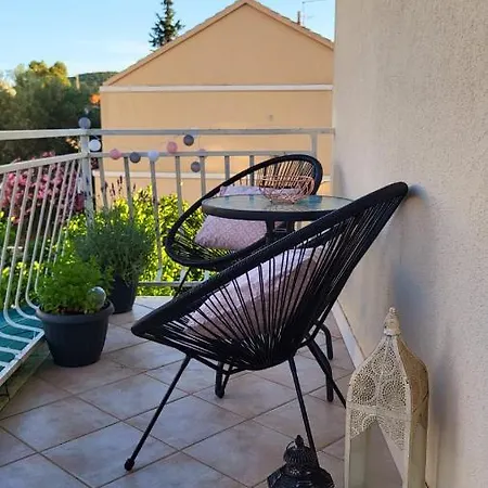 Tonka - Cozy W/ac & Parking Apartment Korcula Town