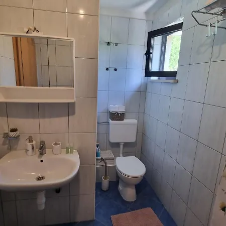 Tonka - Cozy W/ac & Parking Apartment Korcula Town